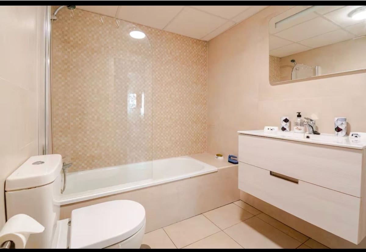 3 soveværelse Lejlighed til salg i Nueva Andalucia med swimmingpool garage - € 500.000 (Ref: 9605197)