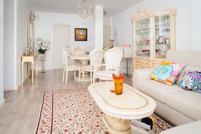 3 soveværelse Lejlighed til salg i Nueva Andalucia, Marbella med swimmingpool garage - € 500.000 (Ref: 9605197)