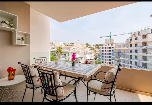 3 soveværelse Lejlighed til salg i Nueva Andalucia, Marbella med swimmingpool garage - € 500.000 (Ref: 9605197)