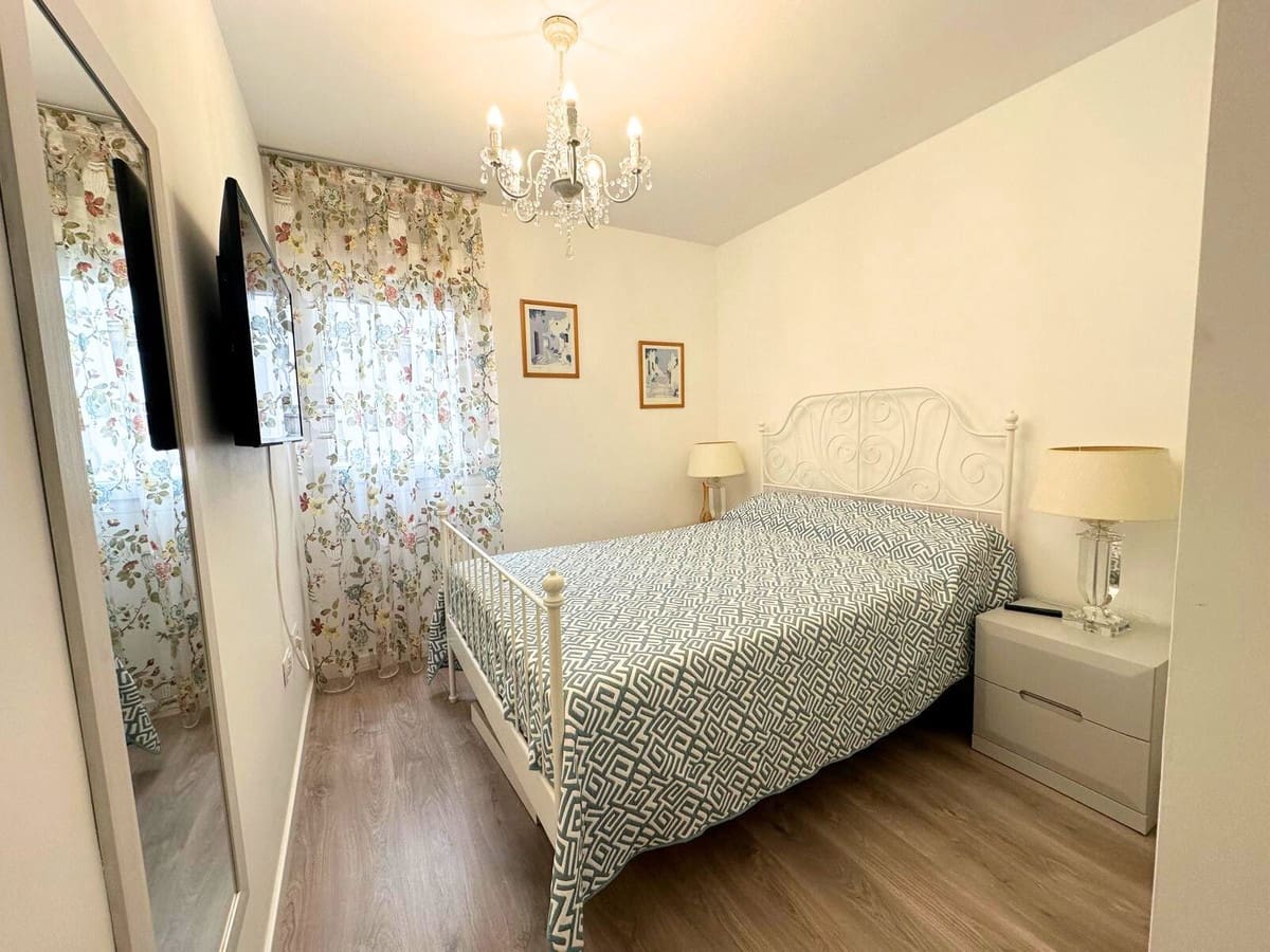 3 soveværelse Lejlighed til salg i Nueva Andalucia med swimmingpool garage - € 500.000 (Ref: 9605197)