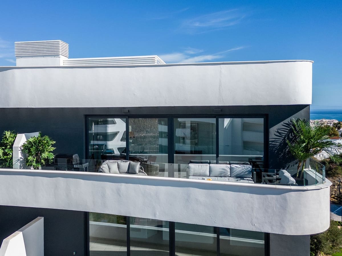 2 soveværelse Lejlighed til salg i Fuengirola med swimmingpool garage - € 515.000 (Ref: 9608209)