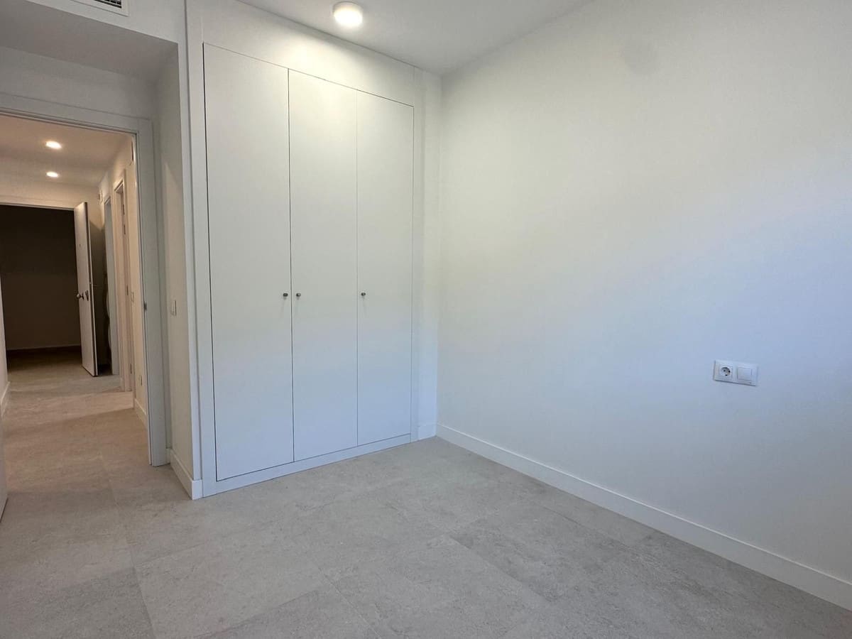 3 soverom Leilighet til salgs i Benalmadena med svømmebasseng garasje - € 520 000 (Ref: 9608214)