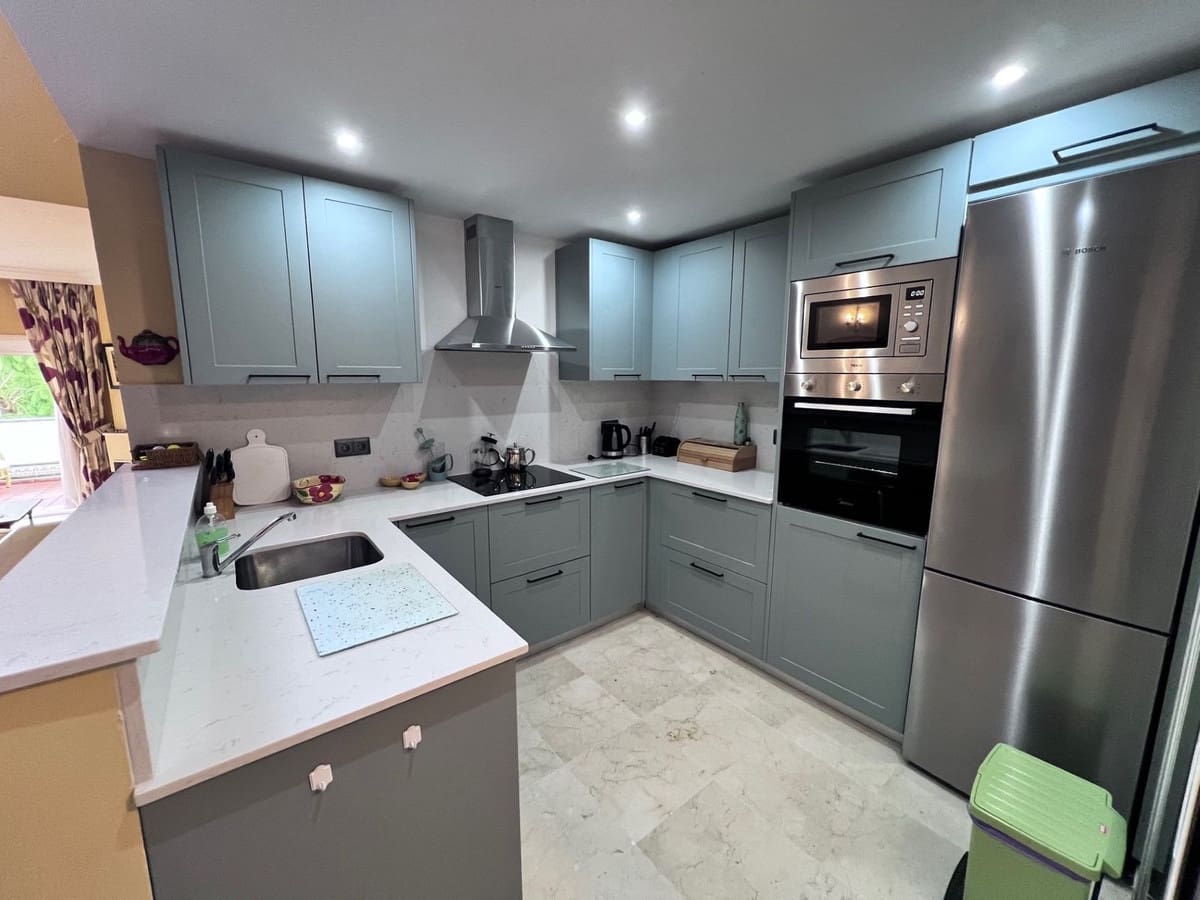 3 sypialnia Penthouse na sprzedaż w Carib Playa z basenem garażem - 649 000 € (Ref: 9608230)