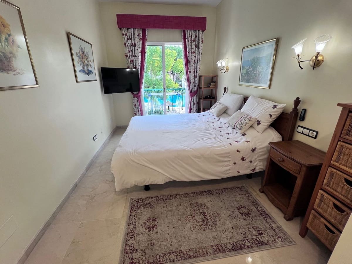 3 sypialnia Penthouse na sprzedaż w Carib Playa z basenem garażem - 649 000 € (Ref: 9608230)