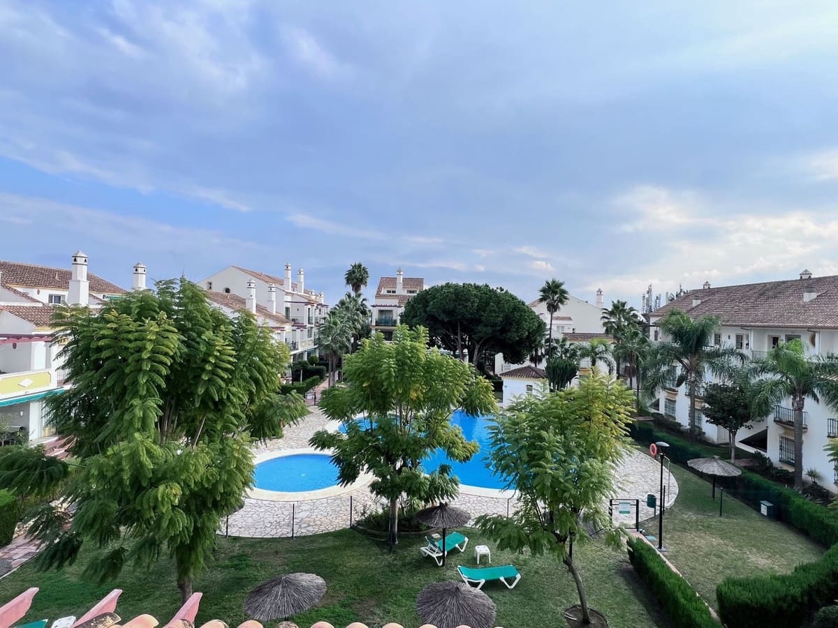 3 sypialnia Penthouse na sprzedaż w Carib Playa z basenem garażem - 649 000 € (Ref: 9608230)