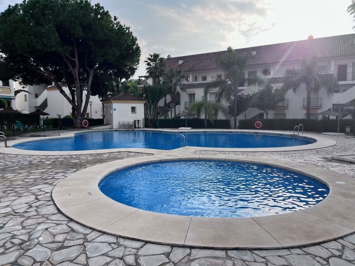 3 sypialnia Penthouse na sprzedaż w Carib Playa z basenem garażem - 649 000 € (Ref: 9608230)