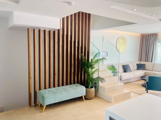 3 chambre Maison de Ville à vendre à Mijas Golf, Mijas avec piscine garage - 659 000 € (Ref: 9608234)