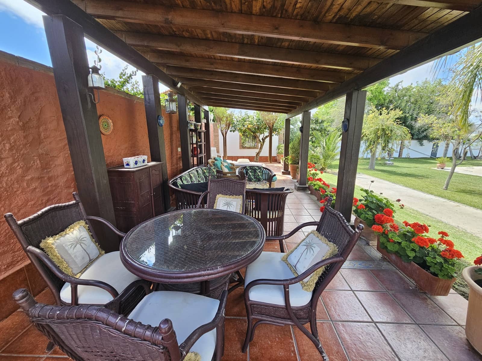 Chalet de 5 habitaciones en Alhaurín de la Torre en venta con piscina garaje - 1.390.000 € (Ref: 9609470)