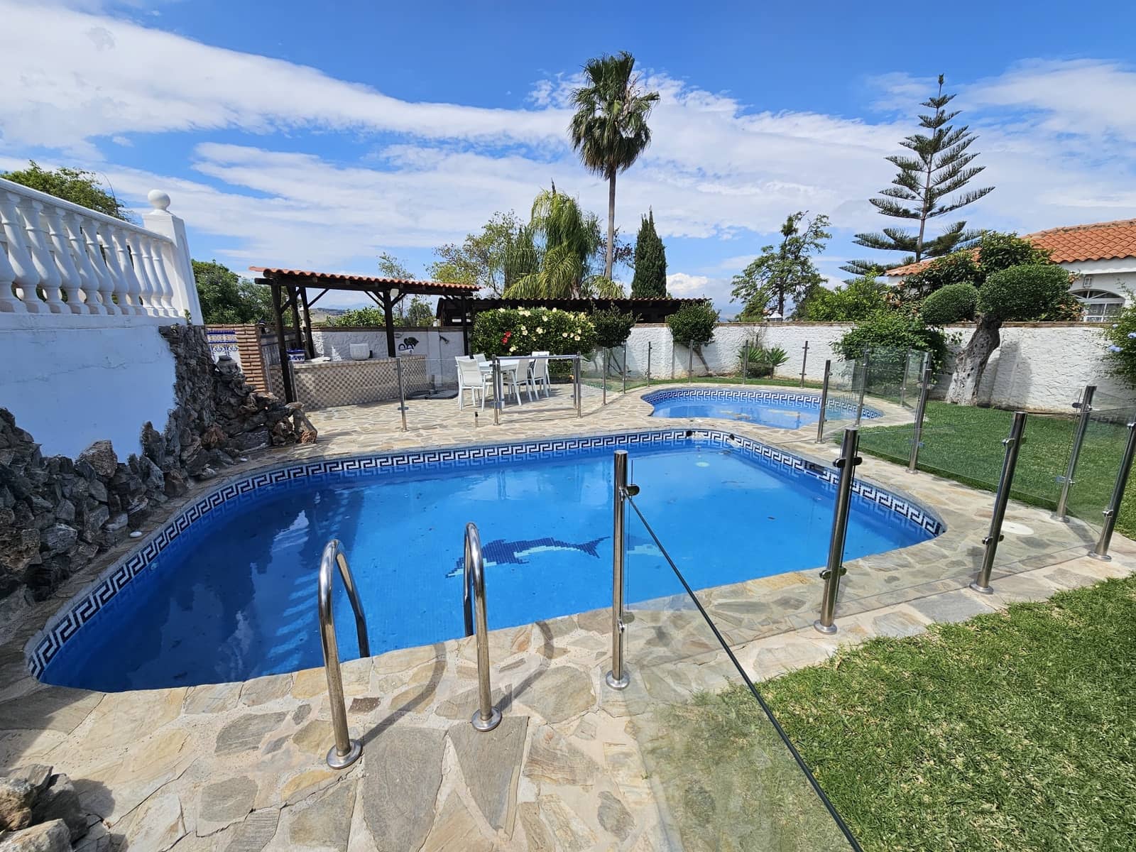 Chalet de 5 habitaciones en Alhaurín de la Torre en venta con piscina garaje - 1.390.000 € (Ref: 9609470)