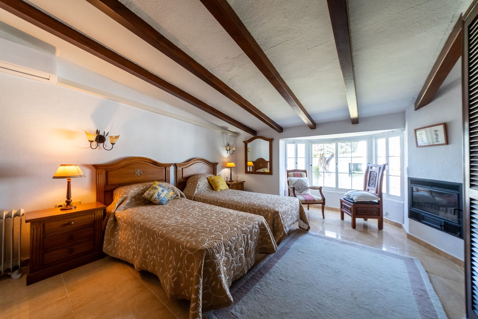 5 bedroom Villa for sale in Alhaurin de la Torre with pool garage - € 1,390,000 (Ref: 9609470)