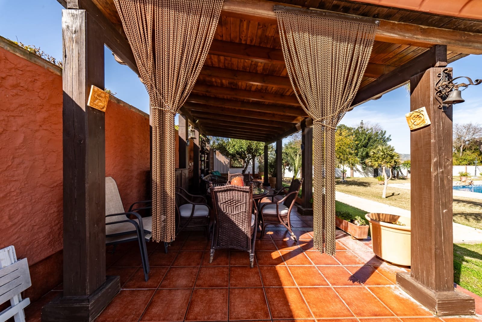 5 bedroom Villa for sale in Alhaurin de la Torre with pool garage - € 1,390,000 (Ref: 9609470)