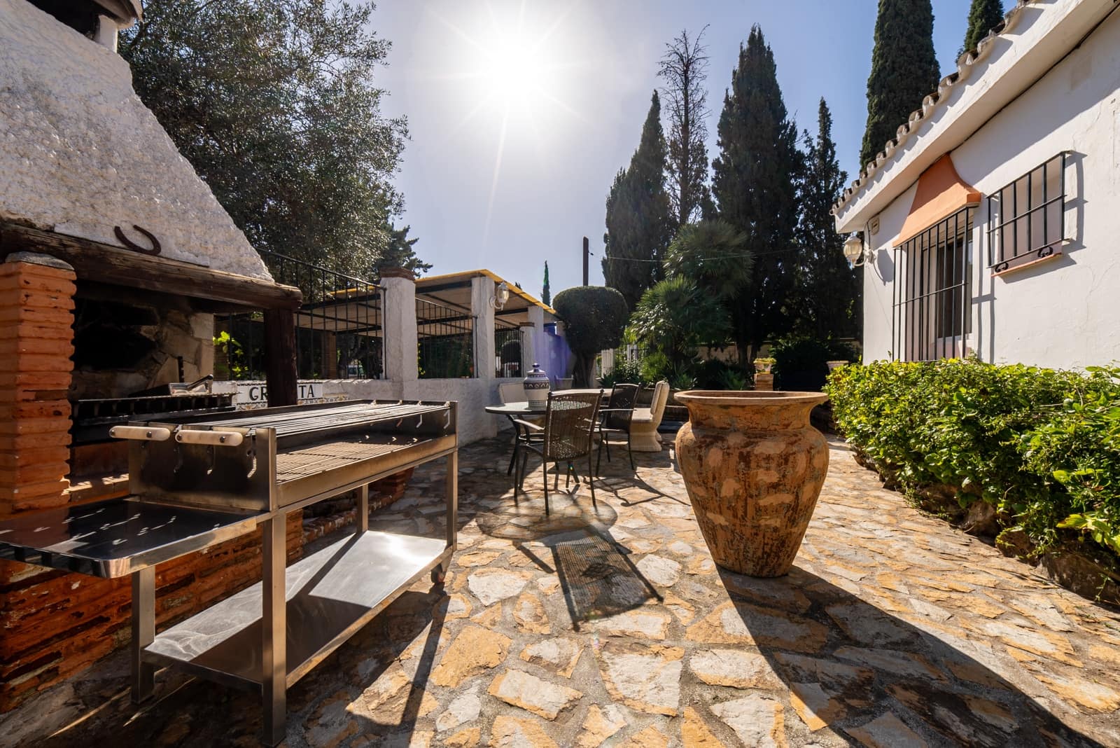 5 bedroom Villa for sale in Alhaurin de la Torre with pool garage - € 1,390,000 (Ref: 9609470)