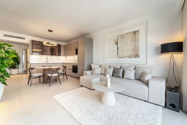 3 sypialnia Penthouse na sprzedaż w La Quinta, Benahavís z basenem garażem - 899 000 € (Ref: 9610020)