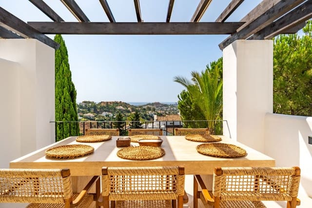 3 soveværelse Penthouse til salg i La Quinta, Benahavís med swimmingpool garage - € 1.095.000 (Ref: 9610053)