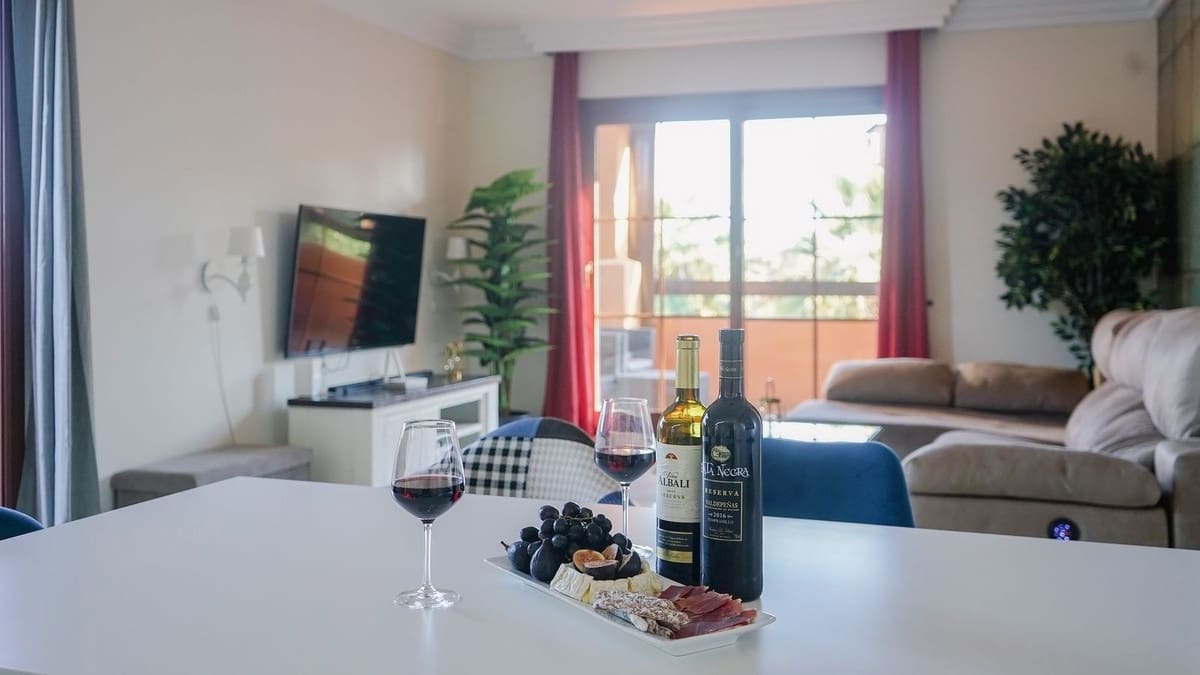 3 camera da letto Attico in vendita in New Golden Mile con piscina garage - 695.000 € (Rif: 9610683)