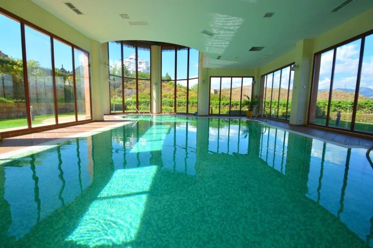 3 camera da letto Attico in vendita in New Golden Mile con piscina garage - 695.000 € (Rif: 9610683)