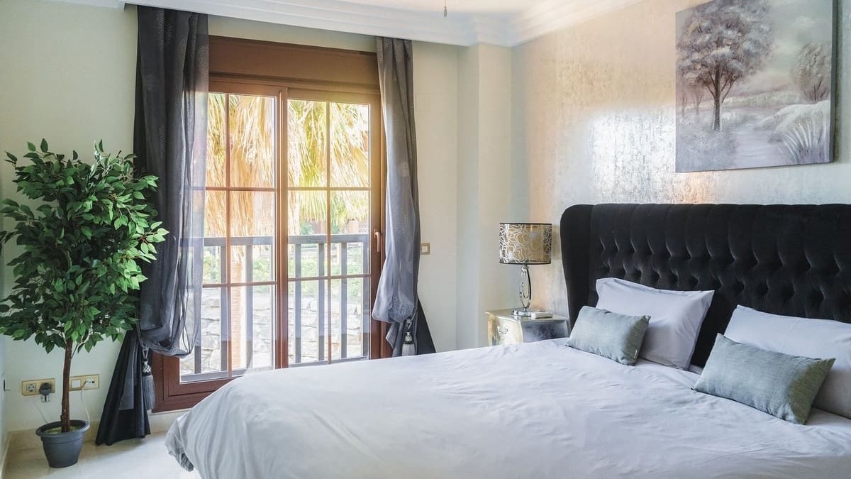 3 camera da letto Attico in vendita in New Golden Mile con piscina garage - 695.000 € (Rif: 9610683)