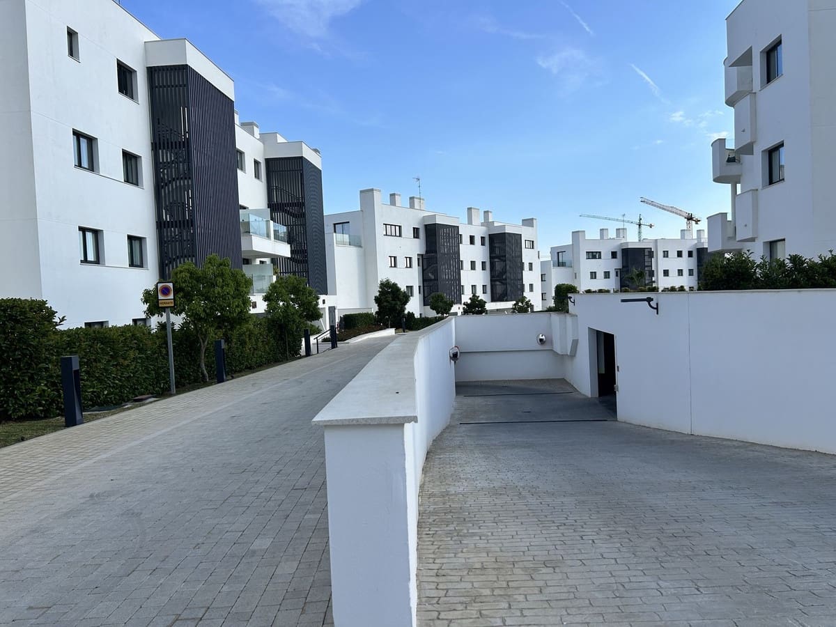 2 Zimmer Apartment zu verkaufen in Fuengirola mit Pool Garage - 826.000 € (Ref: 9610685)