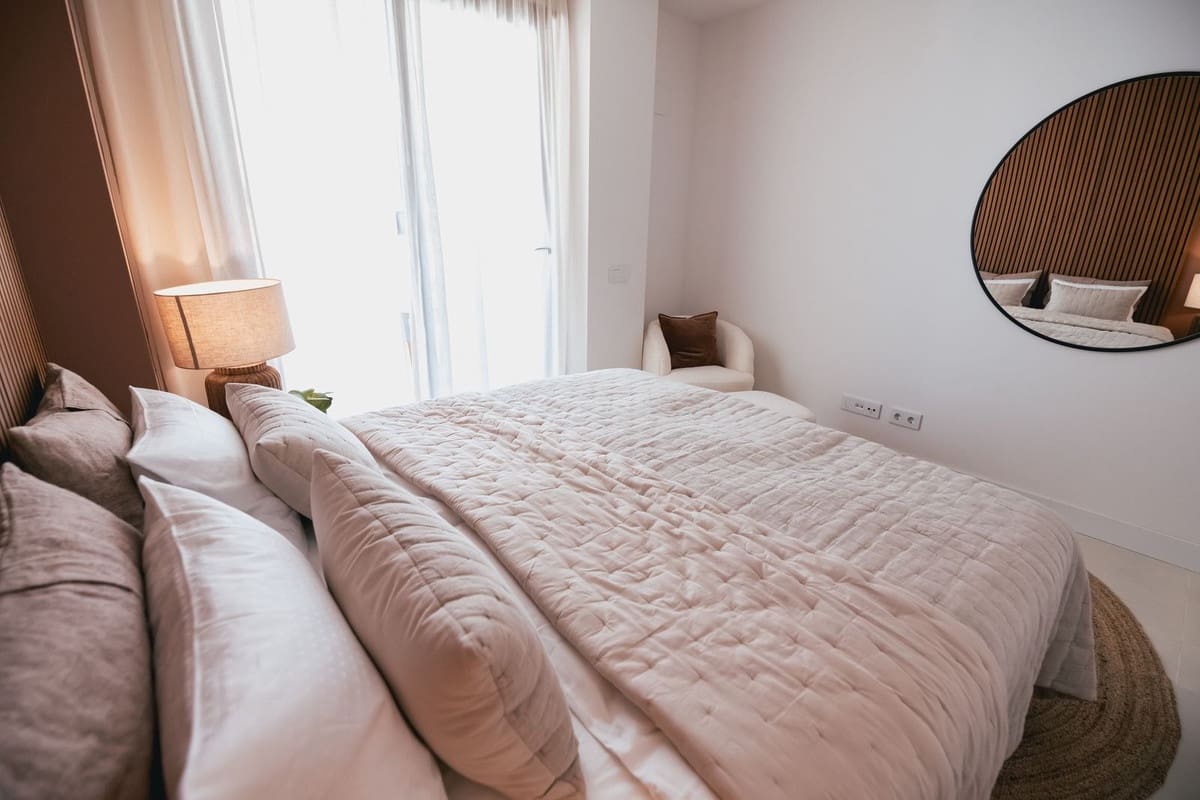 2 sovrum Takvåning till salu i Fuengirola med pool garage - 875 000 € (Ref: 9610686)