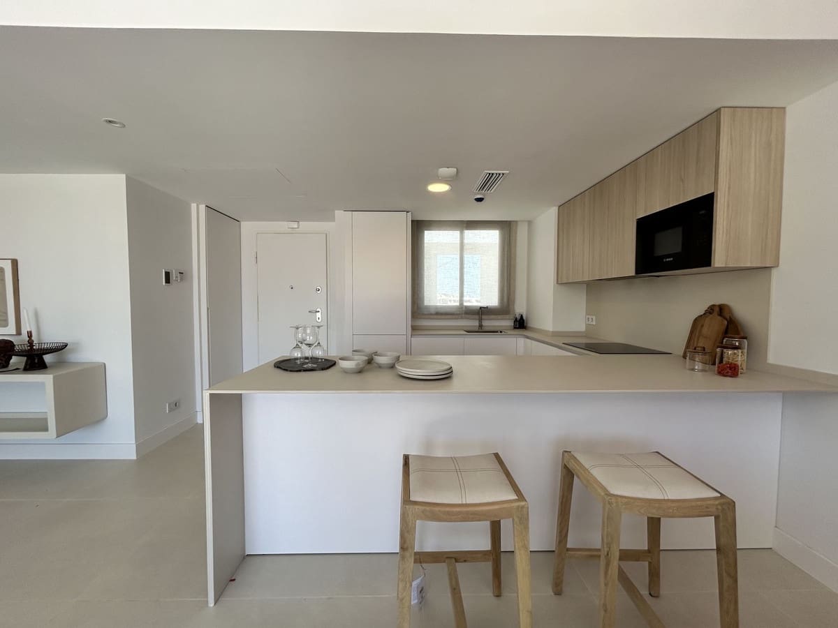 2 Zimmer Penthouse zu verkaufen in Fuengirola mit Pool Garage - 890.000 € (Ref: 9610687)