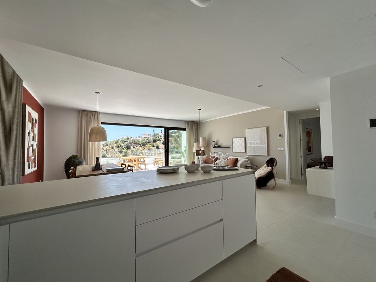 2 Zimmer Penthouse zu verkaufen in Fuengirola mit Pool Garage - 890.000 € (Ref: 9610687)