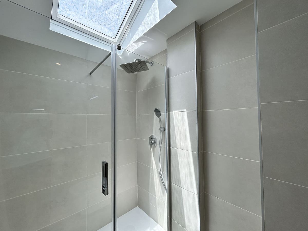 2 Zimmer Penthouse zu verkaufen in Fuengirola mit Pool Garage - 890.000 € (Ref: 9610687)