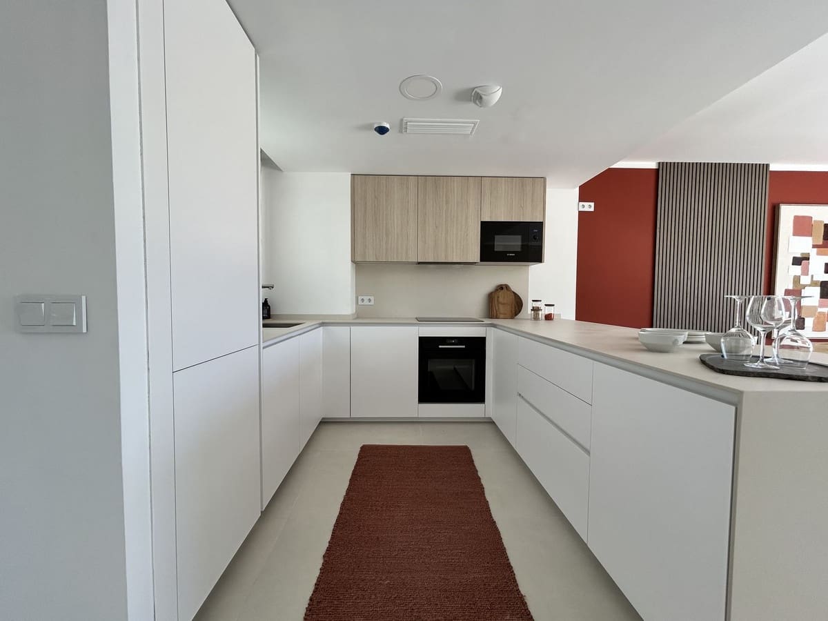 2 Zimmer Penthouse zu verkaufen in Fuengirola mit Pool Garage - 890.000 € (Ref: 9610687)