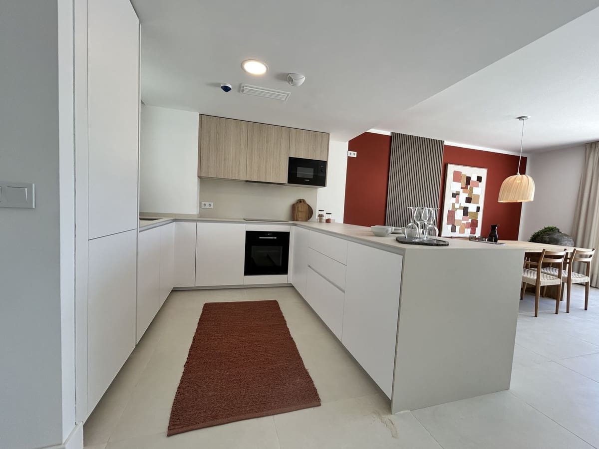 2 Zimmer Penthouse zu verkaufen in Fuengirola mit Pool Garage - 890.000 € (Ref: 9610687)