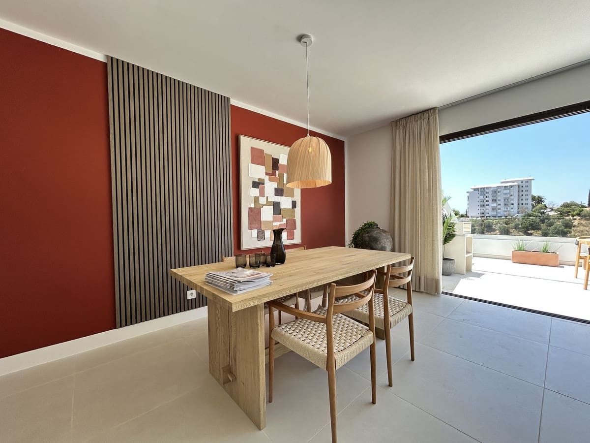 2 Zimmer Penthouse zu verkaufen in Fuengirola mit Pool Garage - 890.000 € (Ref: 9610687)