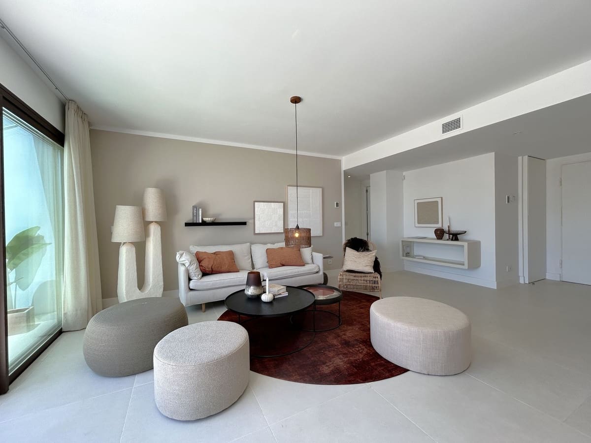 2 Zimmer Penthouse zu verkaufen in Fuengirola mit Pool Garage - 890.000 € (Ref: 9610687)