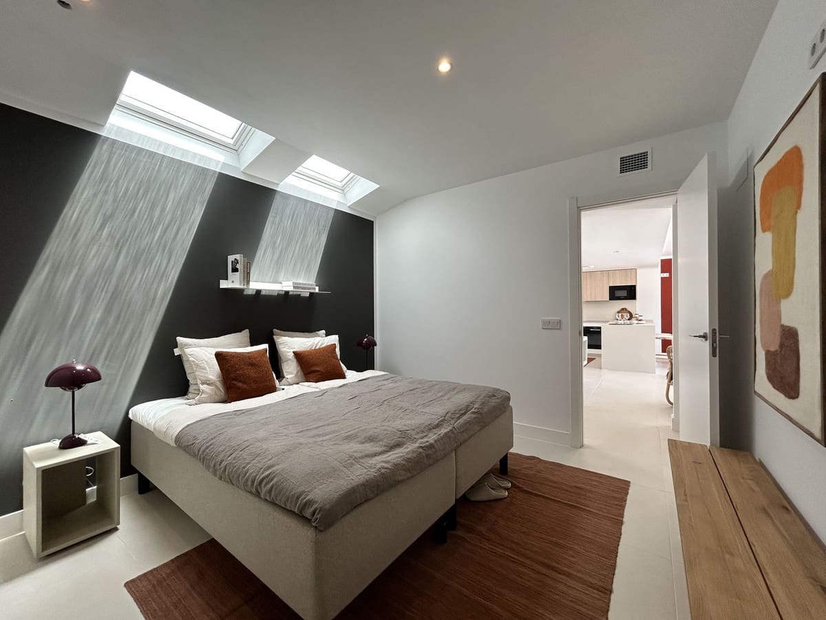 2 Zimmer Penthouse zu verkaufen in Fuengirola mit Pool Garage - 890.000 € (Ref: 9610687)