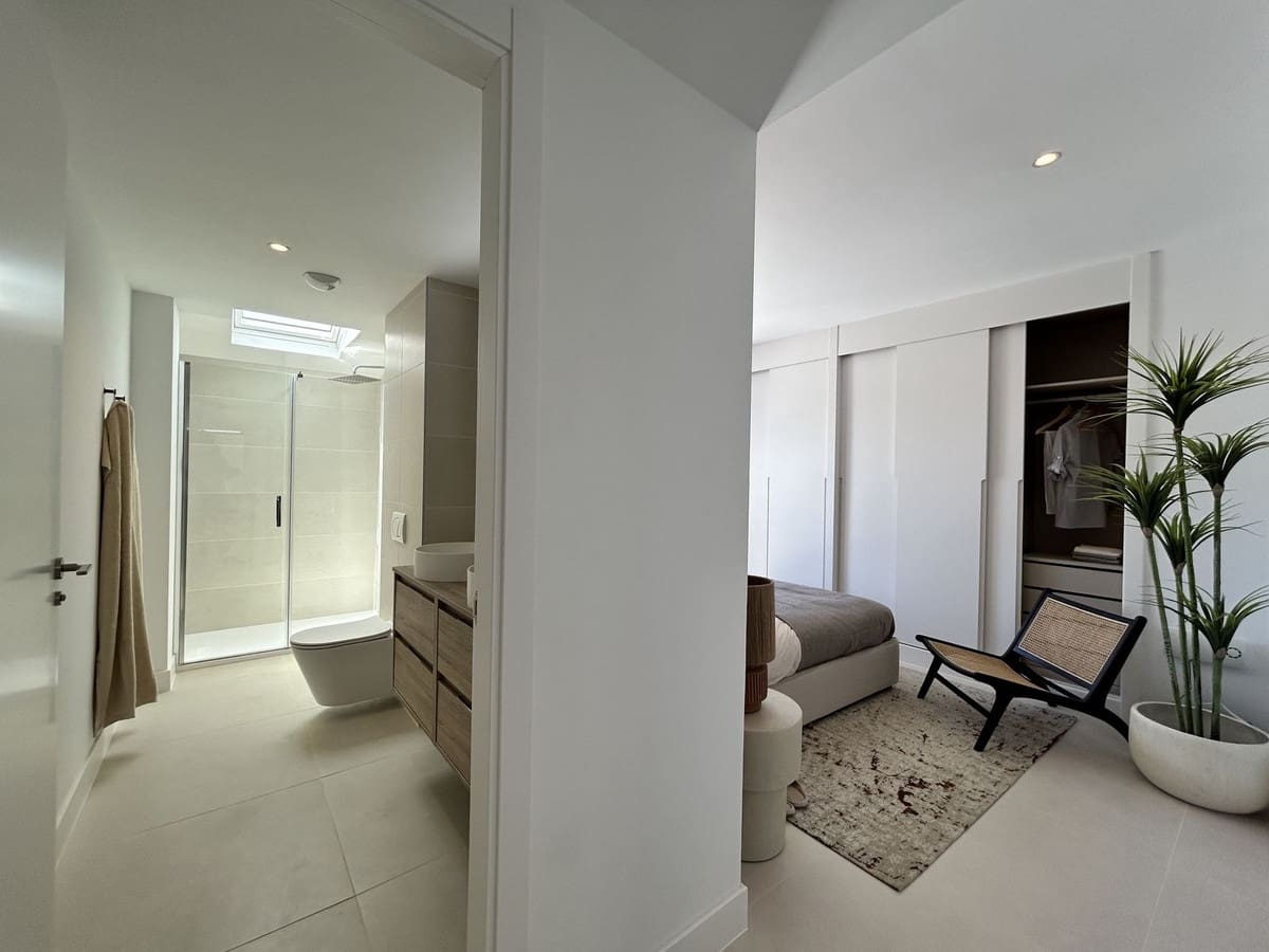 2 Zimmer Penthouse zu verkaufen in Fuengirola mit Pool Garage - 890.000 € (Ref: 9610687)