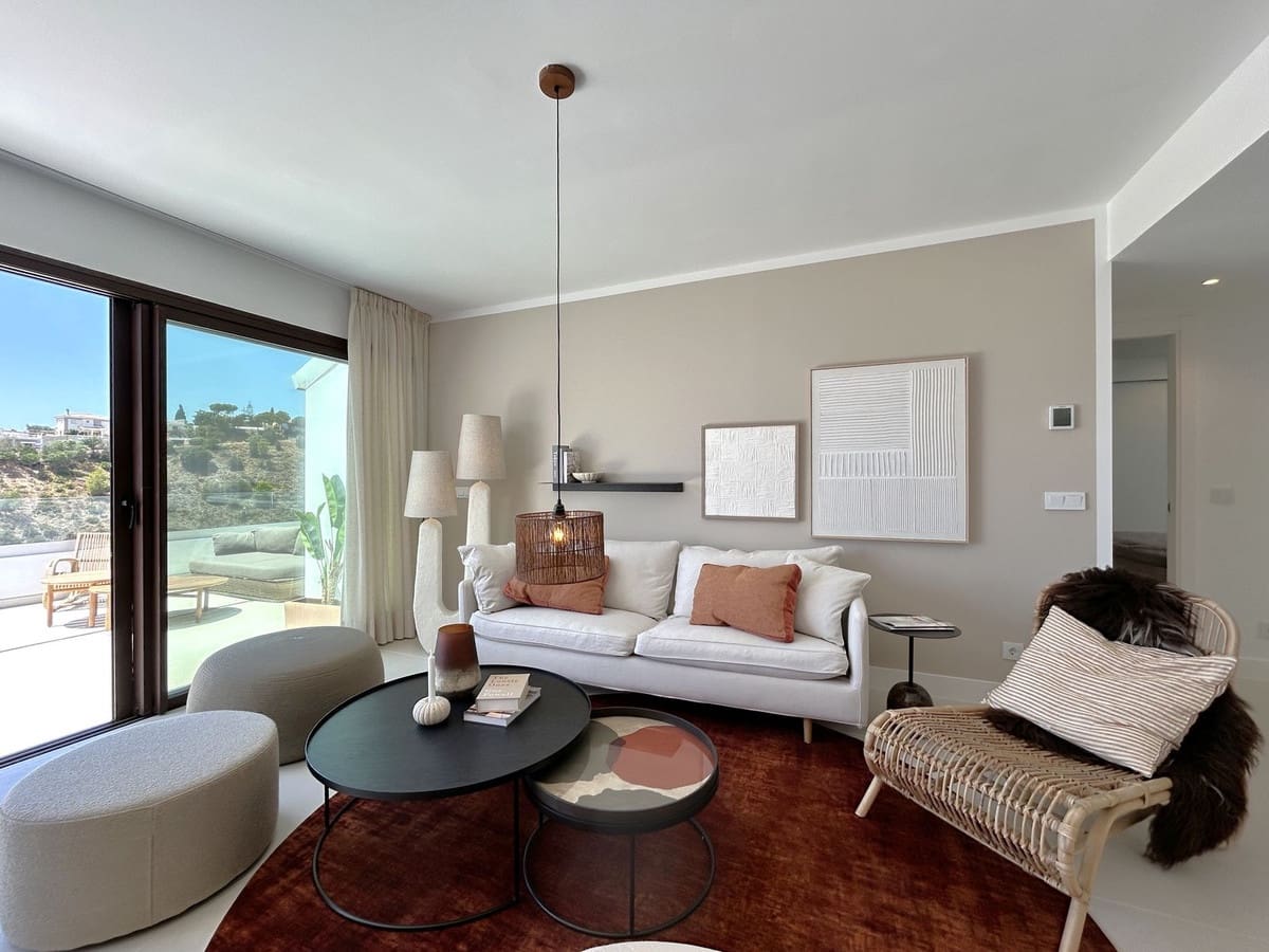 2 Zimmer Penthouse zu verkaufen in Fuengirola mit Pool Garage - 890.000 € (Ref: 9610687)