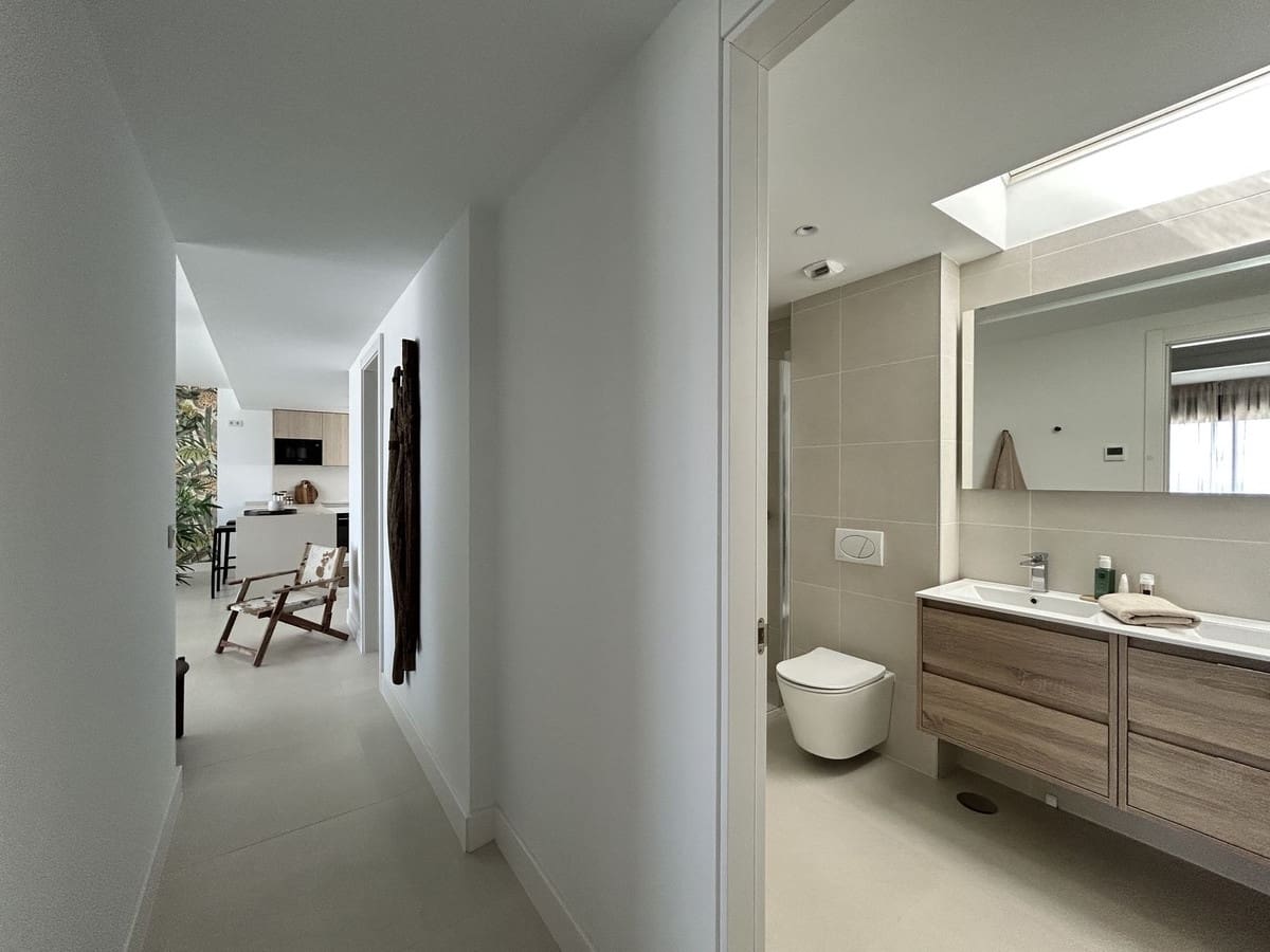 3 soveværelse Penthouse til salg i Fuengirola med swimmingpool garage - € 1.095.000 (Ref: 9610689)