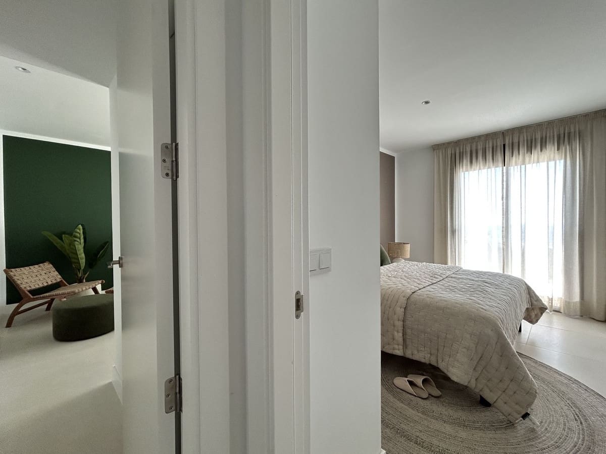 3 soveværelse Penthouse til salg i Fuengirola med swimmingpool garage - € 1.095.000 (Ref: 9610689)