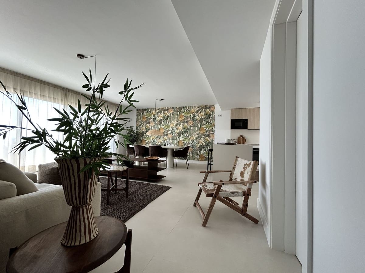 3 soveværelse Penthouse til salg i Fuengirola med swimmingpool garage - € 1.095.000 (Ref: 9610689)