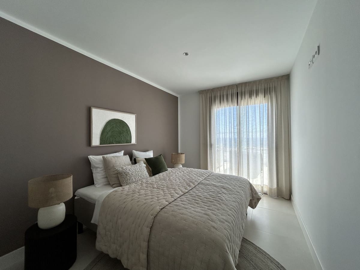 3 soveværelse Penthouse til salg i Fuengirola med swimmingpool garage - € 1.095.000 (Ref: 9610689)