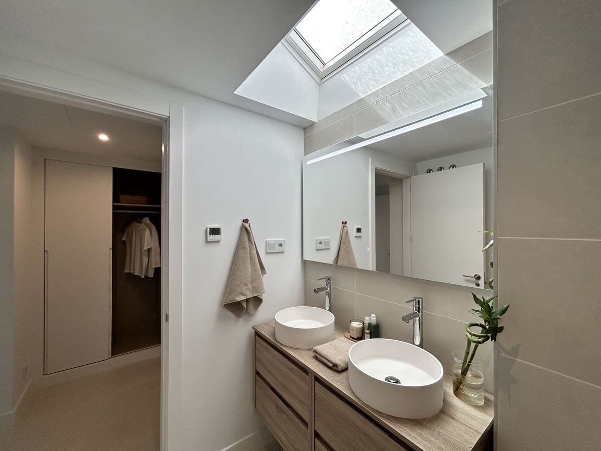 3 soveværelse Penthouse til salg i Fuengirola med swimmingpool garage - € 1.095.000 (Ref: 9610689)