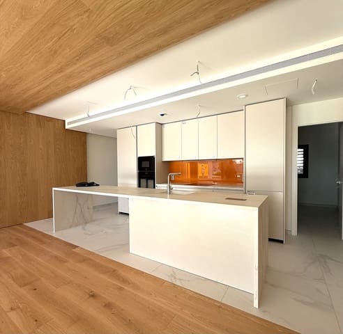 3 sovrum Lägenhet till salu i Benalmádena med pool garage - 1 200 000 € (Ref: 9613971)