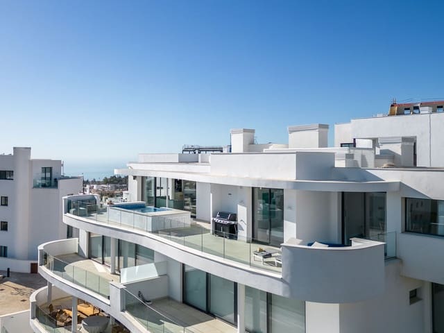 3 Zimmer Penthouse zu verkaufen in Fuengirola mit Pool Garage - 1.499.000 € (Ref: 9613974)