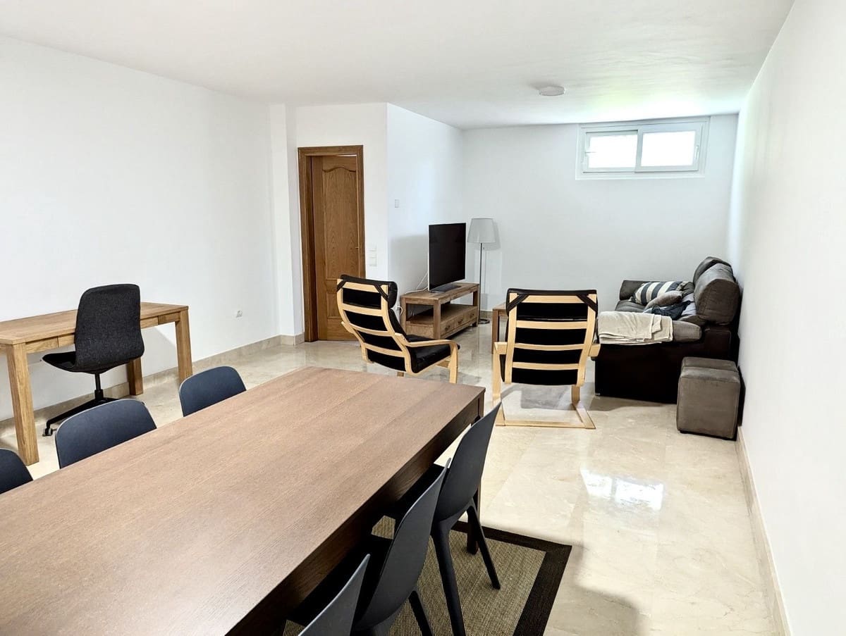 4 bedroom Villa for sale in Mijas Golf with pool garage - € 999,999 (Ref: 9613975)