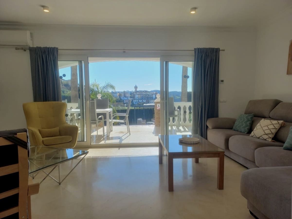 4 bedroom Villa for sale in Mijas Golf with pool garage - € 999,999 (Ref: 9613975)