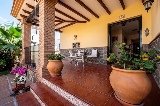 5 soveværelse Villa til salg i Alhaurín el Grande med swimmingpool garage - € 695.000 (Ref: 9614162)