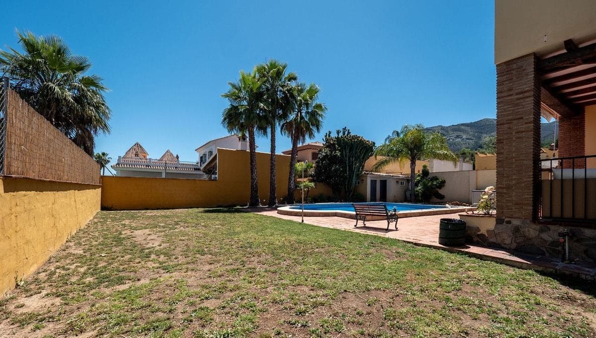 5 soveværelse Villa til salg i Alhaurin el Grande med swimmingpool garage - € 695.000 (Ref: 9614162)