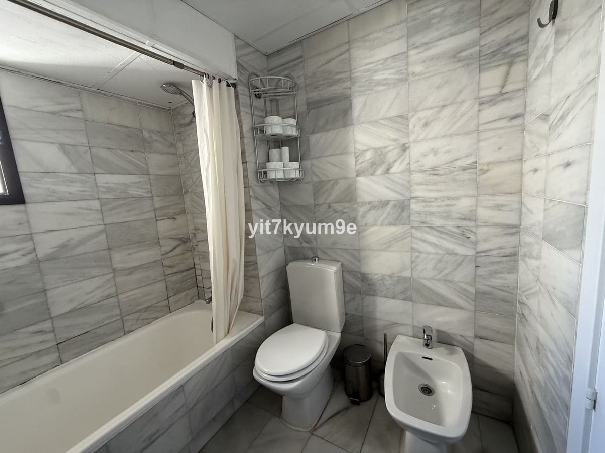 1 soveværelse Lejlighed til salg i Puerto Banus med swimmingpool - € 370.000 (Ref: 9626562)