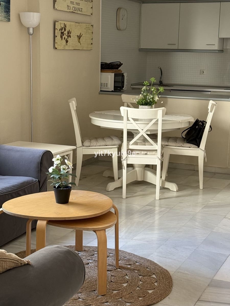 1 soveværelse Lejlighed til salg i Puerto Banus med swimmingpool - € 370.000 (Ref: 9626562)