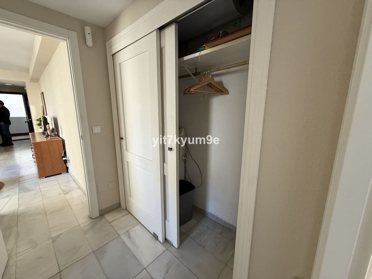 1 soveværelse Lejlighed til salg i Puerto Banus med swimmingpool - € 370.000 (Ref: 9626562)