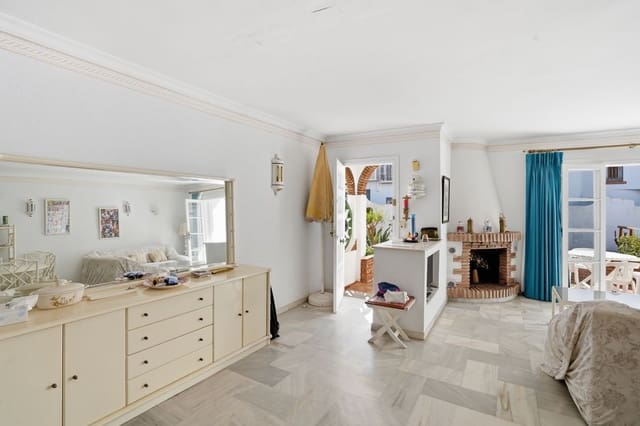 3 bedroom Townhouse for sale in La Cala de Mijas, Mijas with pool garage - € 649,000 (Ref: 9626728)