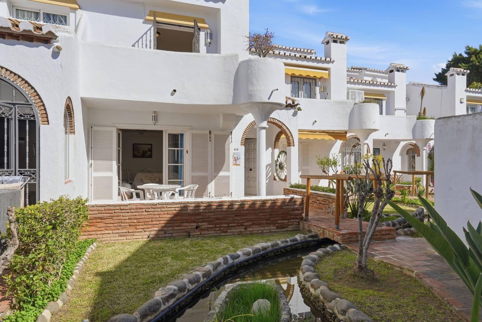3 bedroom Townhouse for sale in La Cala de Mijas with pool garage - € 649,000 (Ref: 9626728)