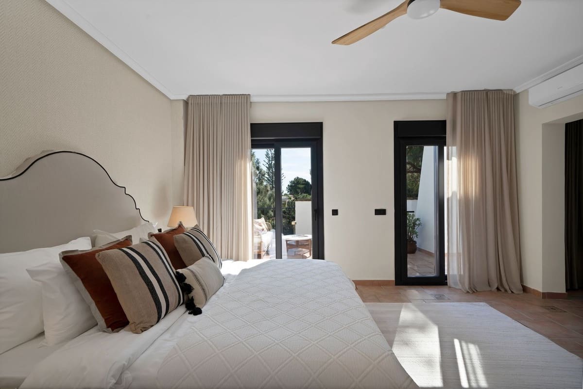 3 slaapkamer Villa te koop in Calahonda met zwembad garage - € 875.000 (Ref: 9628034)